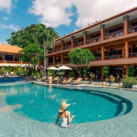 Wina Holiday Villa Kuta  Ngoại thất bức ảnh