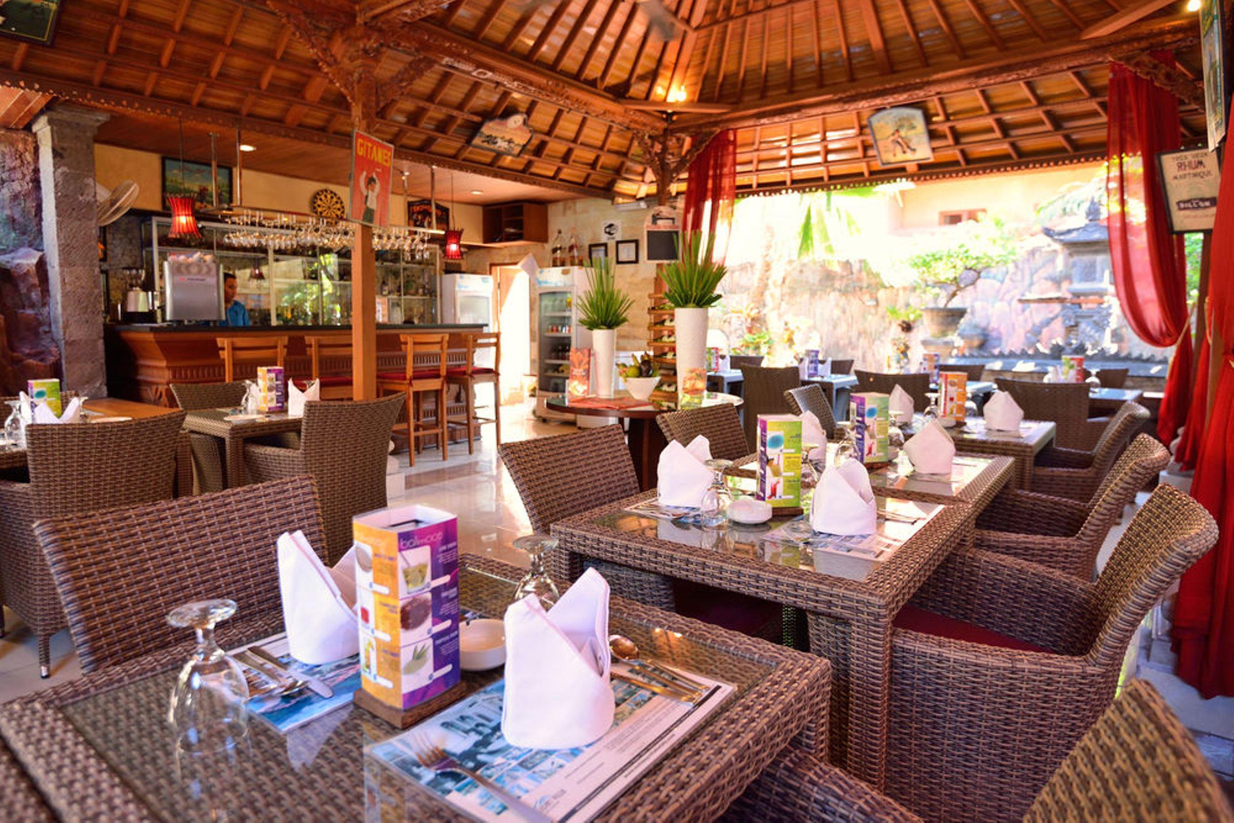 Wina Holiday Villa Kuta  Ngoại thất bức ảnh