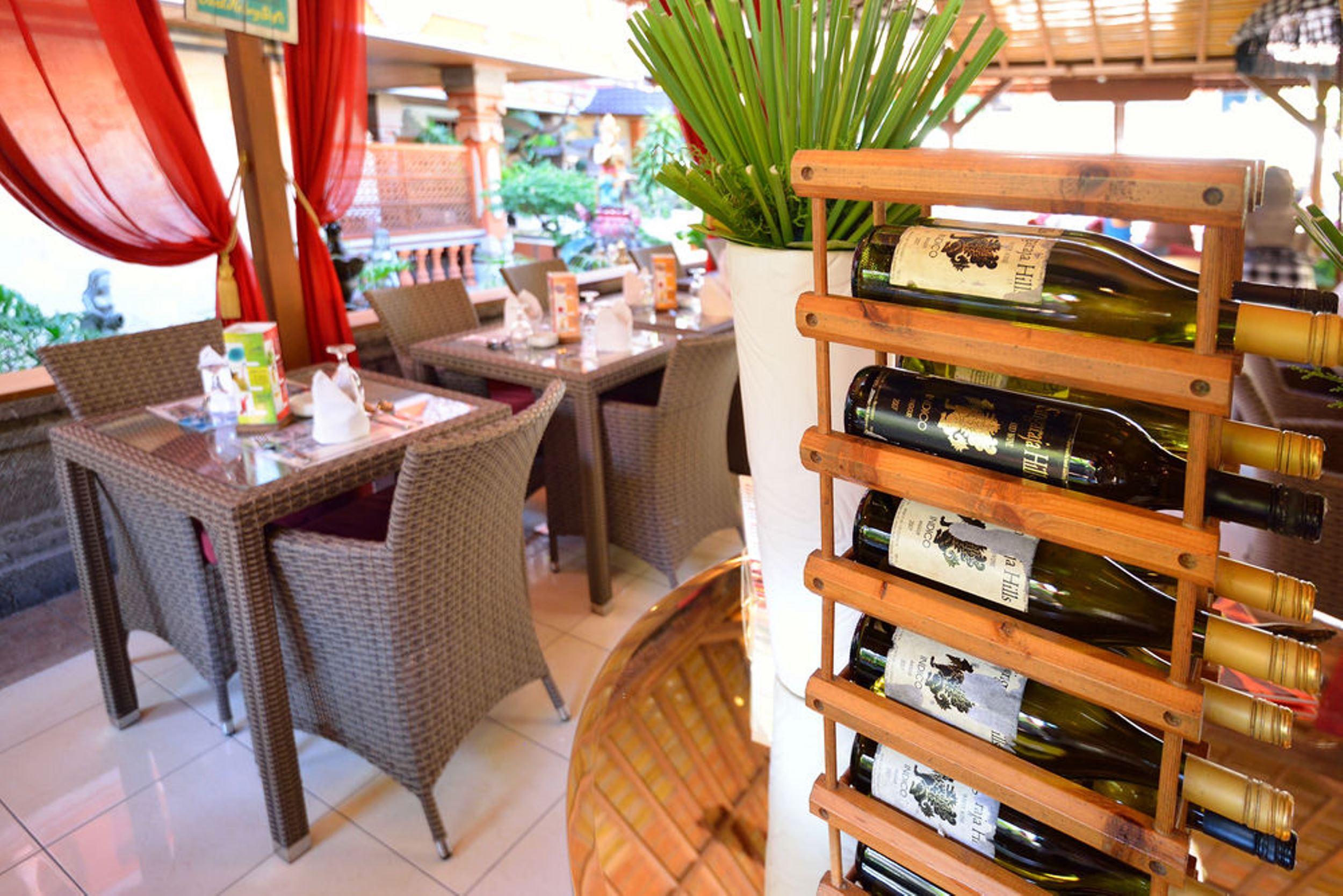 Wina Holiday Villa Kuta  Ngoại thất bức ảnh